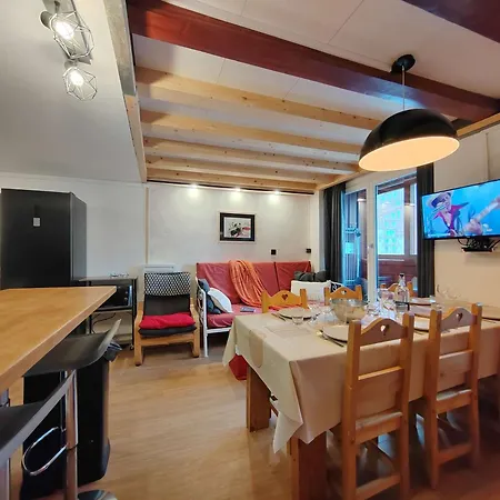 Duplex Cosy 6 Pers, 39m², 3 Chambres, Balcon, Acces Direct Aux Pistes, Centre - Fr-1-545-46 Val Thorens